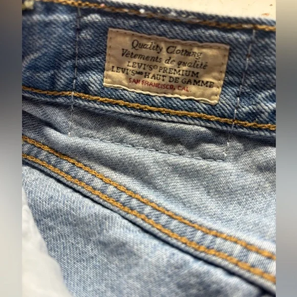 Levi's Ribcage Shorts - Picture 10 of 11